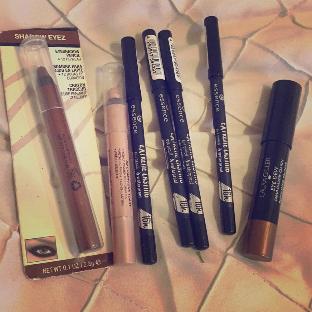 SMOKY EYELINER BUNDLE LAURA GELLER MILANI MORE